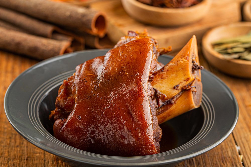 Osso de Porco na Panela: Receita Rústica e Saborosa para o Almoço em Família