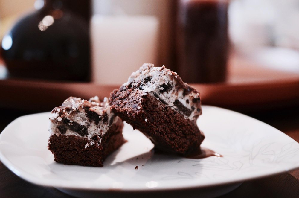 Bolo de Chocolate Fofinho na Batedeira: Rende Muito e Agrada Todo Mundo