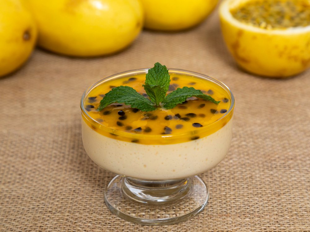 Mousse de Maracujá com a Fruta Natural: Cremosa, Refrescante e Azedinha na Medida